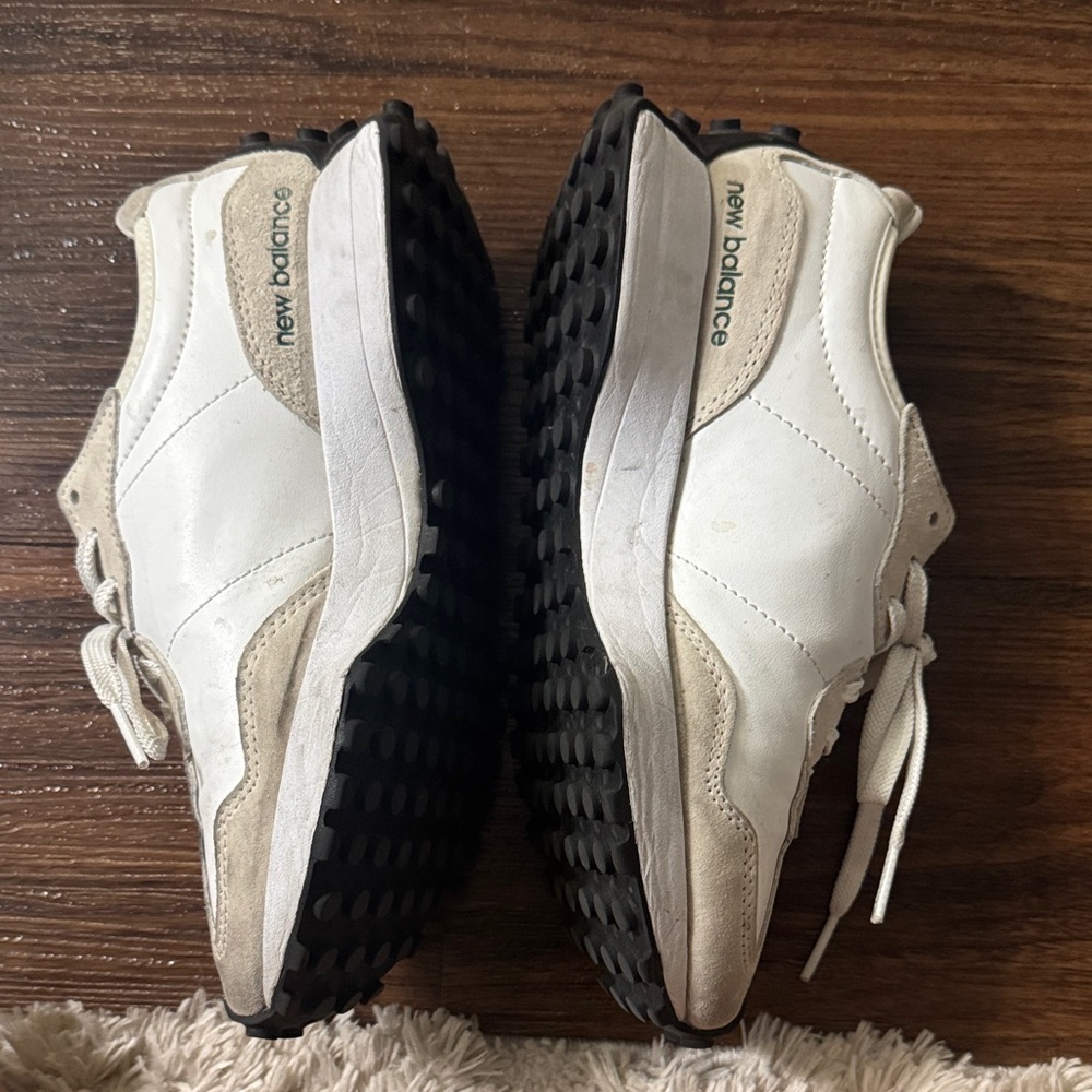 New Balance 327 Sneakers - Picture 4 of 7